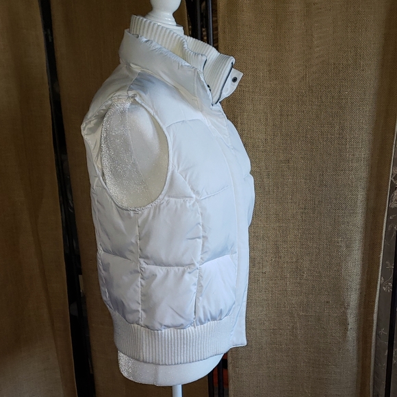 Merona | White Puff Vest - Picture 3 of 9